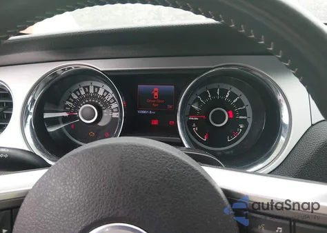 2013 Ford Mustang V6 Premium z USA, uszkodzony, nr VIN 1ZVBP8AM0D5263292